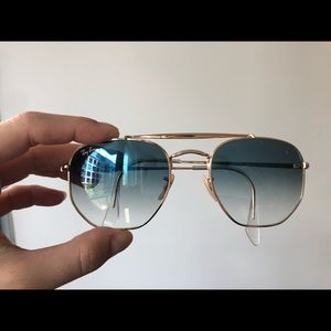 Women RayBan sunglass. Worn couple times